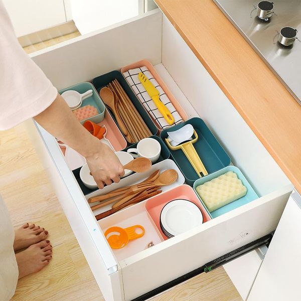 storage bottles & jars 3 sizes plastic multi-faction home drawer box deskseparating classification cosmetic organizing debris
storage bottles & jars 3 sizes plastic multi-faction home drawer box deskseparating classification cosmetic organizing debris