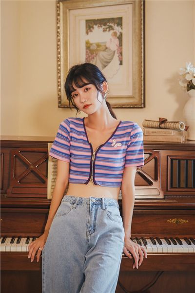 2021 new summer striped knitted zipper up short sleeve cropped sweater casuales cardigan rfdi, White;black
2021 new summer striped knitted zipper up short sleeve cropped sweater casuales cardigan rfdi, White;black