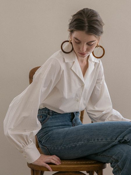 2021 new lantern sleeve elegant white button vintage blouse turn down collar office ladies shirt female casual 04g8, White;black 
2021 new lantern sleeve elegant white button vintage blouse turn down collar office ladies shirt female casual 04g8, White;black