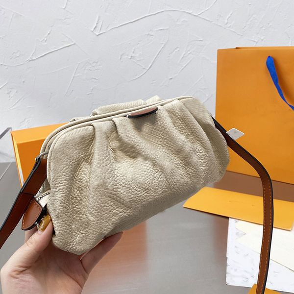 women fashion crossbody cloud bag shoulder bags cowhide leather plain retro l purse lady wallet detachable belt
women fashion crossbody cloud bag shoulder bags cowhide leather plain retro l purse lady wallet detachable belt