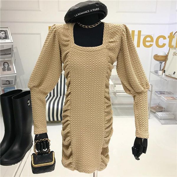 fashion style bubble sleeve square collar pleated dress women autumn / winter 2021 wear out slim fit slim wrap hip dress, Black;gray
fashion style bubble sleeve square collar pleated dress women autumn / winter 2021 wear out slim fit slim wrap hip dress, Black;gray