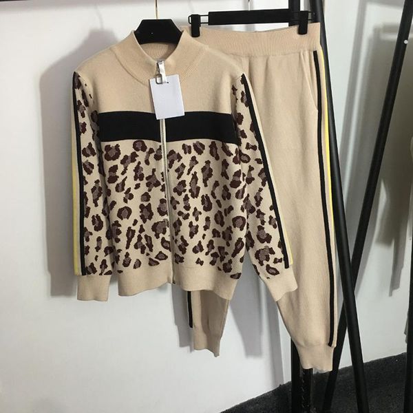 classic leopard two piece pants fashion soft touch knit sport suit set 2 colors personality designer jacket pant, White
classic leopard two piece pants fashion soft touch knit sport suit set 2 colors personality designer jacket pant, White