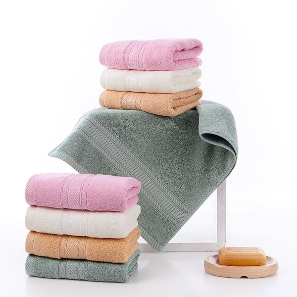 towel household soft , skin-friendly facial hair brush and beauty towel.
towel household soft , skin-friendly facial hair brush and beauty towel.