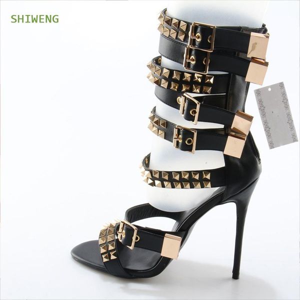2021 new rivet metal decoration high heel women sandals cover heel for party gladiator ladies shoes black size 35-44
2021 new rivet metal decoration high heel women sandals cover heel for party gladiator ladies shoes black size 35-44