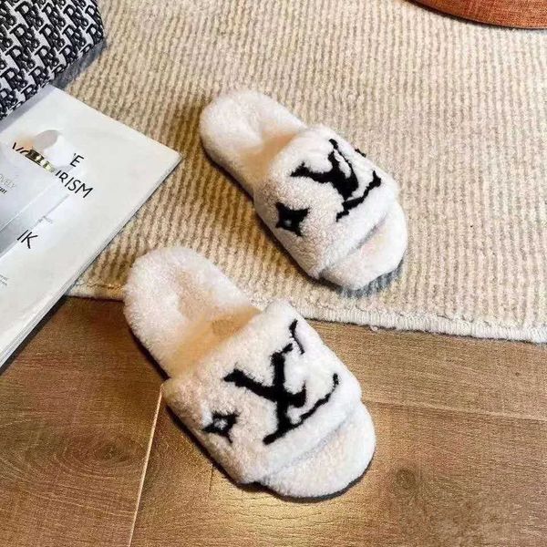 high version l family wool slippers letter plush suede soft bottom autumn and winter warm women, Black
high version l family wool slippers letter plush suede soft bottom autumn and winter warm women, Black