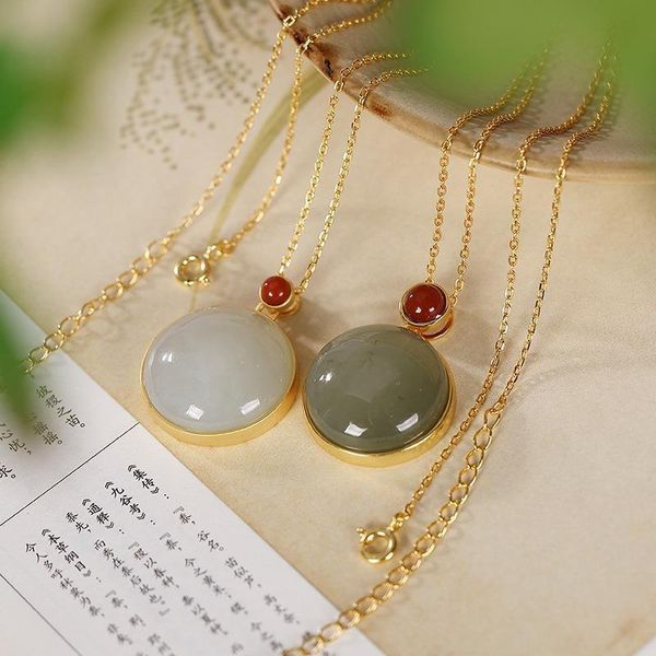 chains natural hetian yunan red tourmaline round necklace pendant ladies exquisite and elegant jewelry daily accessories, Silver
chains natural hetian yunan red tourmaline round necklace pendant ladies exquisite and elegant jewelry daily accessories, Silver