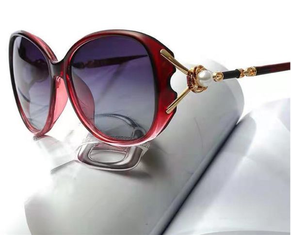 fashion sunglasses designer ch 818 man woman casual glasses brand sun lenses personality eyewear with original box, White;black
fashion sunglasses designer ch 818 man woman casual glasses brand sun lenses personality eyewear with original box, White;black
