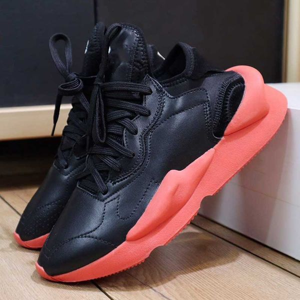 women luxurys designers sneakers 2021 fashion sneakers cowhide upper production original flower foam soles 35-46 high-quality men shoes, Black
women luxurys designers sneakers 2021 fashion sneakers cowhide upper production original flower foam soles 35-46 high-quality men shoes, Black