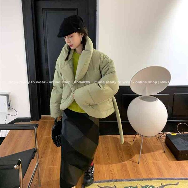 mona short down jacket women's black green beige design sense of small people new winter 2021
mona short down jacket women's black green beige design sense of small people new winter 2021