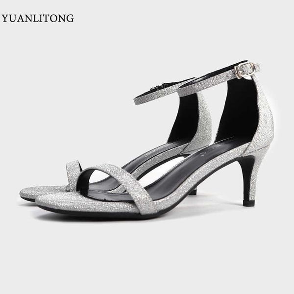huidong yuanlitong ~ 2021 thin heel net red big power, the same one with sandals, Black
huidong yuanlitong ~ 2021 thin heel net red big power, the same one with sandals, Black