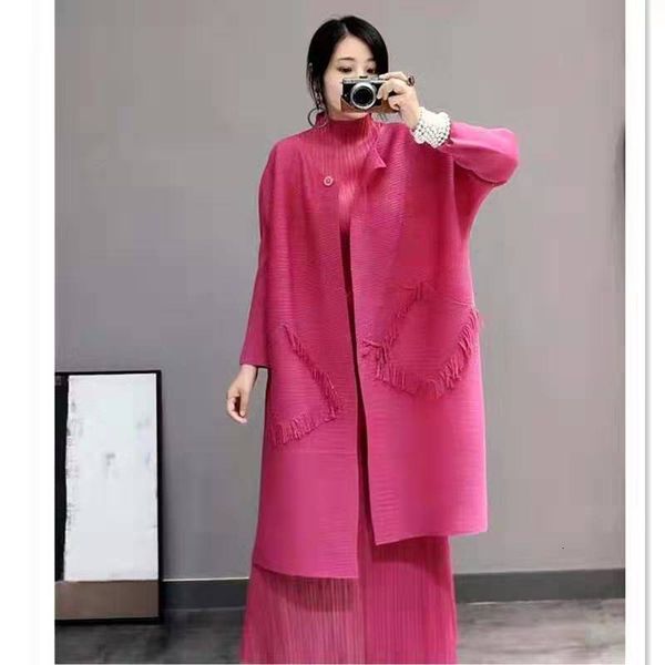 2021 new fringe long coat autumn all-match over-the-knee women's windbreaker jacket pleated cardigan yrrw, Tan;black
2021 new fringe long coat autumn all-match over-the-knee women's windbreaker jacket pleated cardigan yrrw, Tan;black