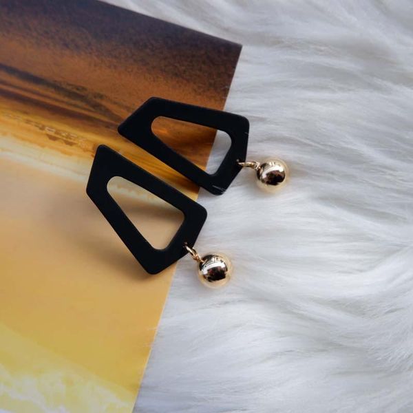 creative prismatic earrings dark blue simple earrings long female gold female hip-hop punk, Golden;silver 
creative prismatic earrings dark blue simple earrings long female gold female hip-hop punk, Golden;silver