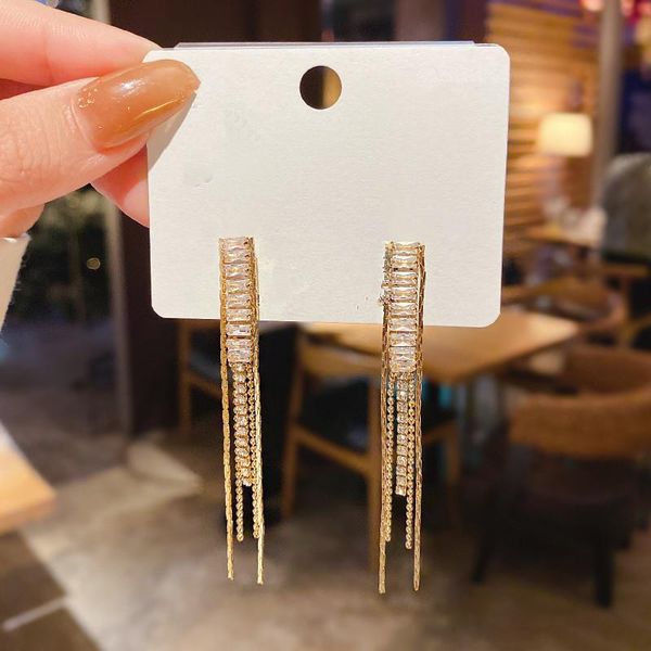 dangle & chandelier ultra - flash zircon long earrings tassel wholesale women earring wedding pendant jewelry oorbellen hangers, Silver
dangle & chandelier ultra - flash zircon long earrings tassel wholesale women earring wedding pendant jewelry oorbellen hangers, Silver