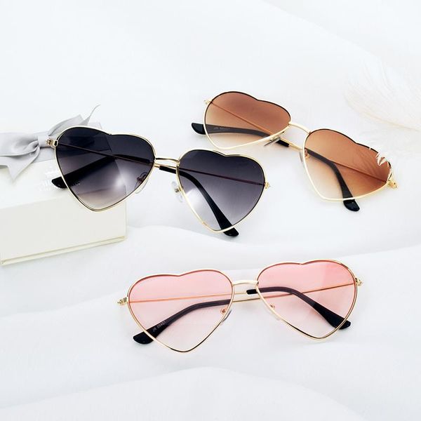 sunglasses heart women metal frame mirror brand designer retro clear ocean lenses female effect sun glasses, White;black
sunglasses heart women metal frame mirror brand designer retro clear ocean lenses female effect sun glasses, White;black