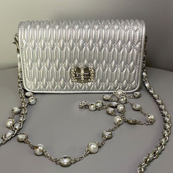 chain shoulder bags women messenger bag lady purse fashion diamante water drill chain shoulder strap pleated hasp flap bags
chain shoulder bags women messenger bag lady purse fashion diamante water drill chain shoulder strap pleated hasp flap bags