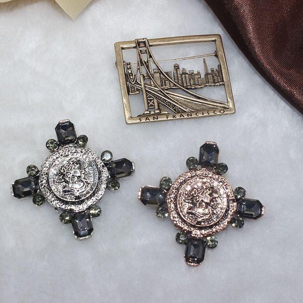 pins, brooches 2021 creative fashion baroque style relief retro women's coat accessories brooch, Gray
pins, brooches 2021 creative fashion baroque style relief retro women's coat accessories brooch, Gray