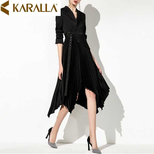 casual dresses 2021 spring elegant turn-down collar pure black dress fashion women irregular pleated c402, Black;gray
casual dresses 2021 spring elegant turn-down collar pure black dress fashion women irregular pleated c402, Black;gray