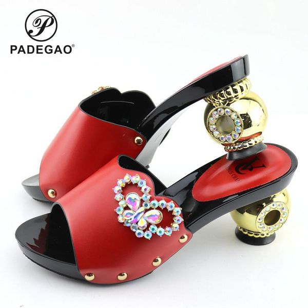 dress shoes italian in women african wedding decorated with rhinestone bride cristal heels, Black 
dress shoes italian in women african wedding decorated with rhinestone bride cristal heels, Black