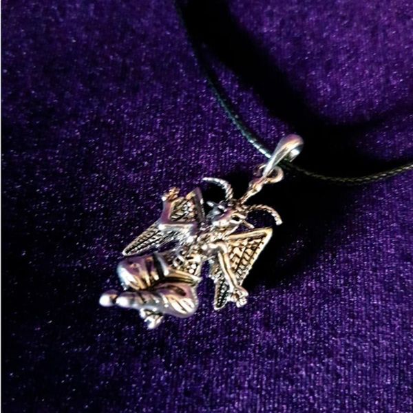 pendant necklaces baphomet necklace-mysterious left hand path satan goat mendes-female men's necklace pagan mysterious, Silver
pendant necklaces baphomet necklace-mysterious left hand path satan goat mendes-female men's necklace pagan mysterious, Silver