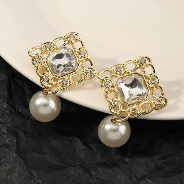 ez3368 fashion accessories french small fragrance geometric diamond feminine pearl earrings, Silver
ez3368 fashion accessories french small fragrance geometric diamond feminine pearl earrings, Silver