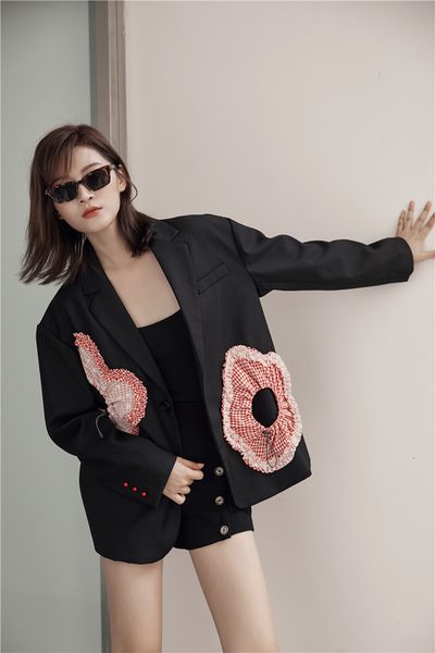 2021 new fashion blazer women designer spring autumn black coat floral patch suit korean jacket outwear kfgz, White;black
2021 new fashion blazer women designer spring autumn black coat floral patch suit korean jacket outwear kfgz, White;black