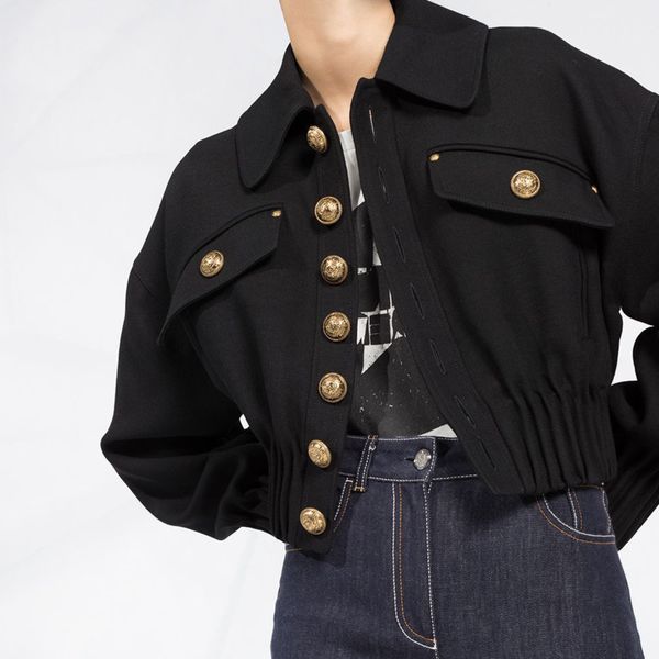 2021 autumn black sleeve long turn down collar single breasted lady short jacket buttons streetwear m9o6, Black;brown
2021 autumn black sleeve long turn down collar single breasted lady short jacket buttons streetwear m9o6, Black;brown