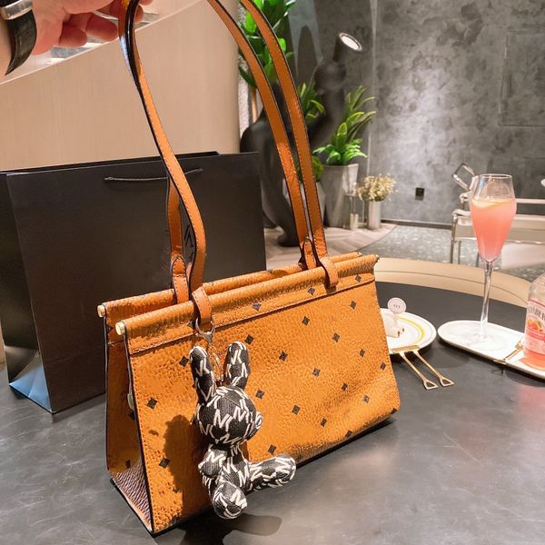 handbags messenger bag wallet clutch key pouch designer fanny pack ransparent mesh small beads ornaments cute polka dot leather bucke duffle
handbags messenger bag wallet clutch key pouch designer fanny pack ransparent mesh small beads ornaments cute polka dot leather bucke duffle