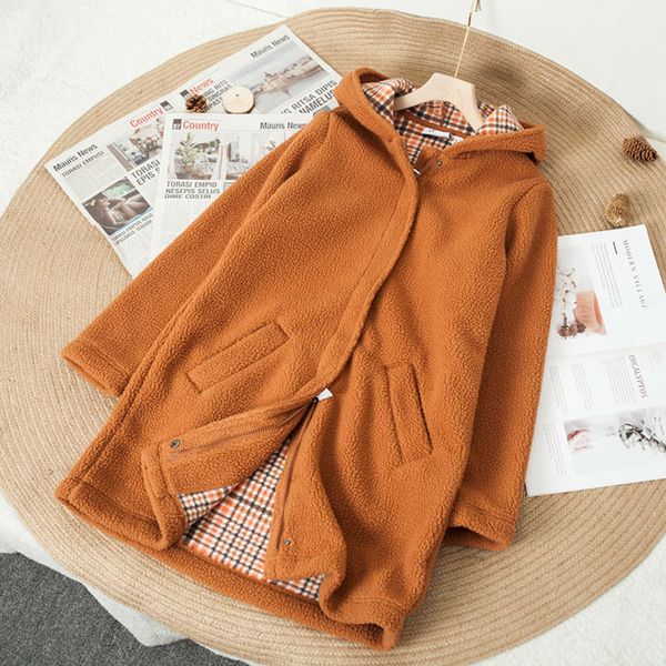 single size loose warm autumn and winter women's lamb wool medium length windbreaker hooded cotton jacket, Tan;black
single size loose warm autumn and winter women's lamb wool medium length windbreaker hooded cotton jacket, Tan;black
