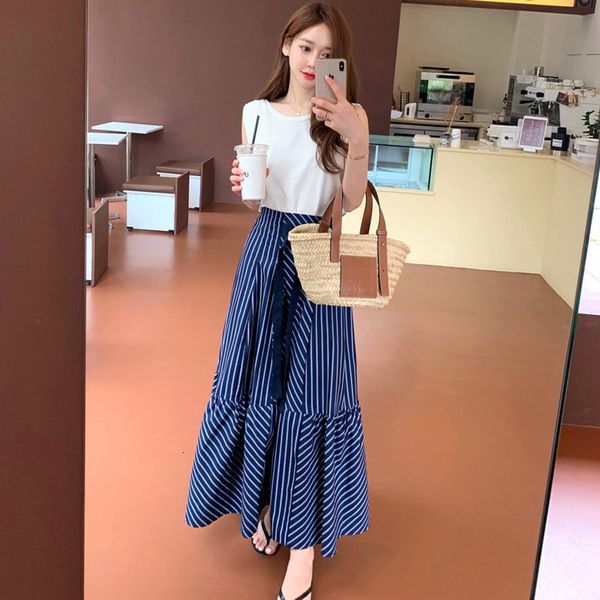 you will see female joint neck-neck + waist line striped balance skirt pieces clothes woman ta7213 qa7y, Black
you will see female joint neck-neck + waist line striped balance skirt pieces clothes woman ta7213 qa7y, Black