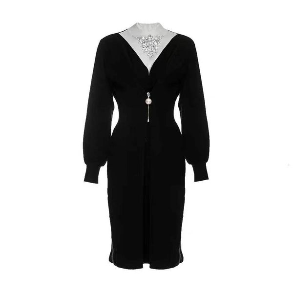 2021 new outono inverno pulver vestido de malha senhoras o pescoo manga longa diamante feminino vestidos curtos bcs3, White;black
2021 new outono inverno pulver vestido de malha senhoras o pescoo manga longa diamante feminino vestidos curtos bcs3, White;black