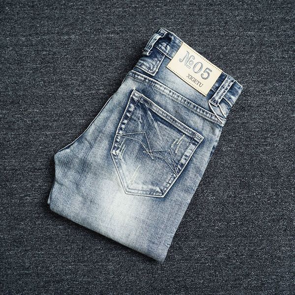 2021 new italian vintage fashion retro light blue slim fit ripped men streetwear hip hop designer jeans homme 4auo
2021 new italian vintage fashion retro light blue slim fit ripped men streetwear hip hop designer jeans homme 4auo