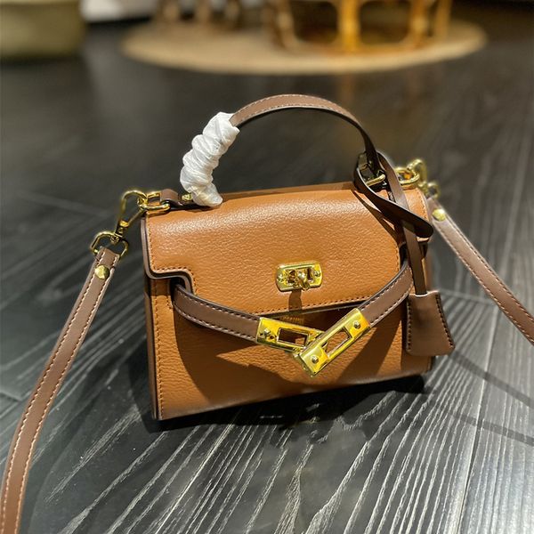 designer purse handbag shoulder bags handbags genuine leather high-quality different colors various styles fashion brand with original box s
designer purse handbag shoulder bags handbags genuine leather high-quality different colors various styles fashion brand with original box s