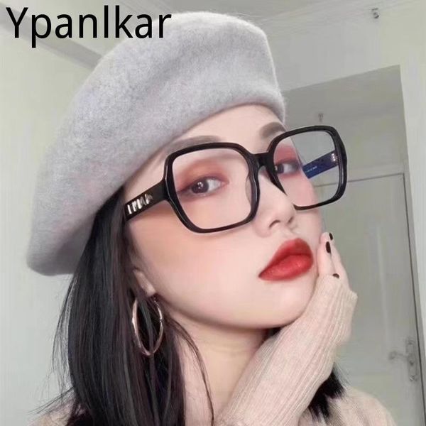 retro vintage women glasses frame eyewear frames prescription circle glasses luxury studded anti-blue, White;black
retro vintage women glasses frame eyewear frames prescription circle glasses luxury studded anti-blue, White;black