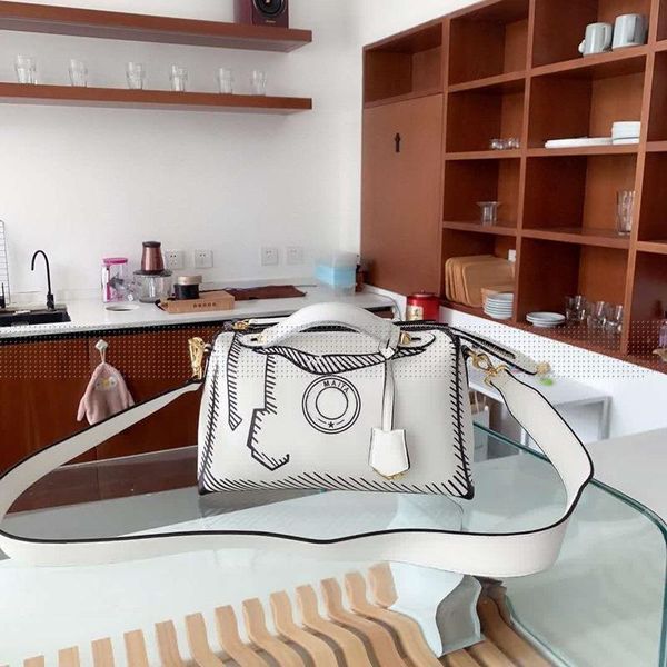 shoulder women letter printed high pillow strap crossbody bag fashion lady removable genuine leather quality handbag mkeof
shoulder women letter printed high pillow strap crossbody bag fashion lady removable genuine leather quality handbag mkeof