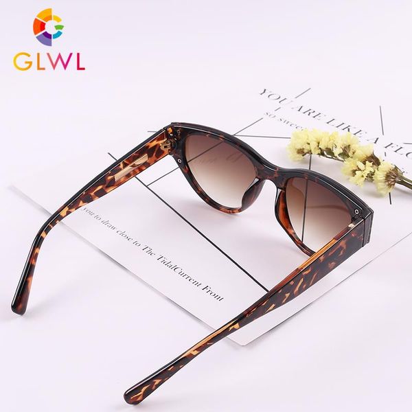cat eye 2021 cover luxury sunglasses with womens case sun glasses women vintage retro shades woman gradient eyewear box female srtoi, White;black
cat eye 2021 cover luxury sunglasses with womens case sun glasses women vintage retro shades woman gradient eyewear box female srtoi, White;black
