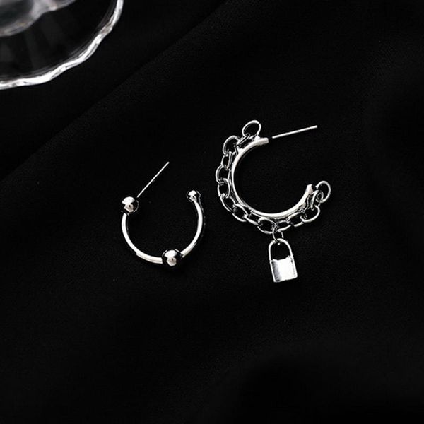 hoop & huggie silver color metal chain lock drop earrings for women fashion korean jewelry small 2021 christmas pendientes ms17, Golden;silver
hoop & huggie silver color metal chain lock drop earrings for women fashion korean jewelry small 2021 christmas pendientes ms17, Golden;silver