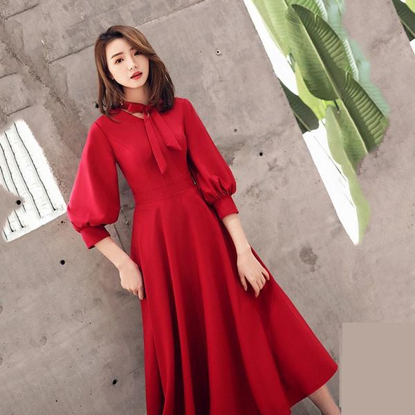 ethnic clothing lantern sleeve v-neck lady cheongsam elegant celebrity banquet dress gown mid length zipper pleated vestidos, Red
ethnic clothing lantern sleeve v-neck lady cheongsam elegant celebrity banquet dress gown mid length zipper pleated vestidos, Red