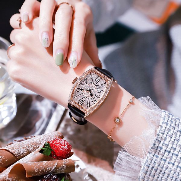 guou ancient european fashion atmosphere women's personality wine barrel full diamond large dial quartz belt watch women, Slivery;brown
guou ancient european fashion atmosphere women's personality wine barrel full diamond large dial quartz belt watch women, Slivery;brown