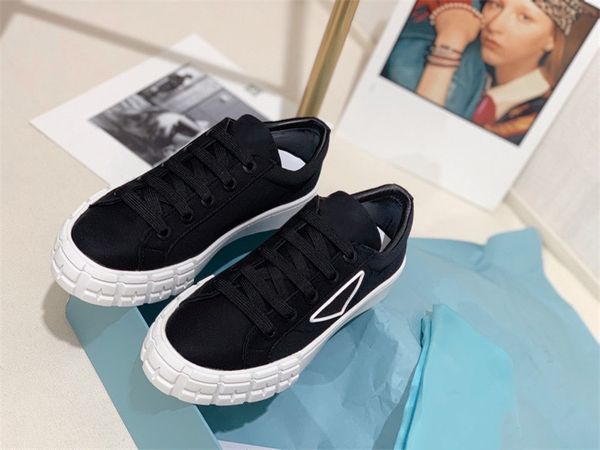 2021 sneaker canvas beige blue washed jacquard denim women shoes rubber sole embroidered vintage casual sneakers, Red;white
2021 sneaker canvas beige blue washed jacquard denim women shoes rubber sole embroidered vintage casual sneakers, Red;white