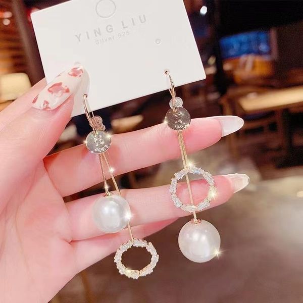 dangle & chandelier asymmetric hoop earrings pearl pendant fashion simple personality vintage geometric 2021 trend women jewelry, Silver
dangle & chandelier asymmetric hoop earrings pearl pendant fashion simple personality vintage geometric 2021 trend women jewelry, Silver