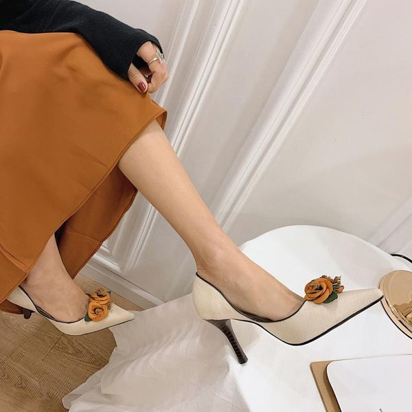 dress shoes spring 2021 fine-heeled shallow flower girl high-heeled niche elegant medieval pointed wild z532, Black
dress shoes spring 2021 fine-heeled shallow flower girl high-heeled niche elegant medieval pointed wild z532, Black
