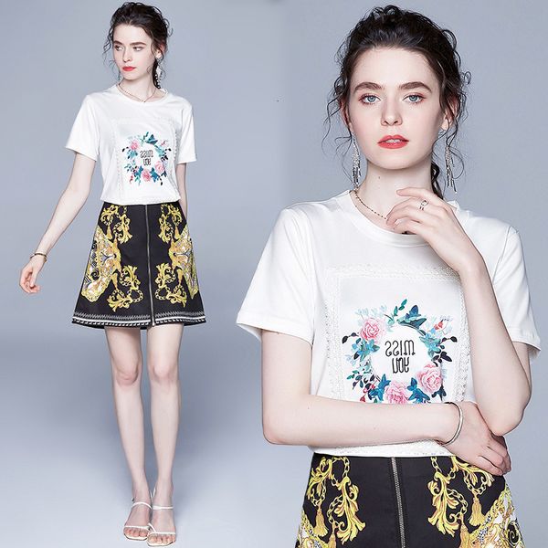 2021 new fashion runway flower printed suit summer trend women short sleeve t-shirts + deer mini skirt 2 pieces set yd1n, Black;gray
2021 new fashion runway flower printed suit summer trend women short sleeve t-shirts + deer mini skirt 2 pieces set yd1n, Black;gray