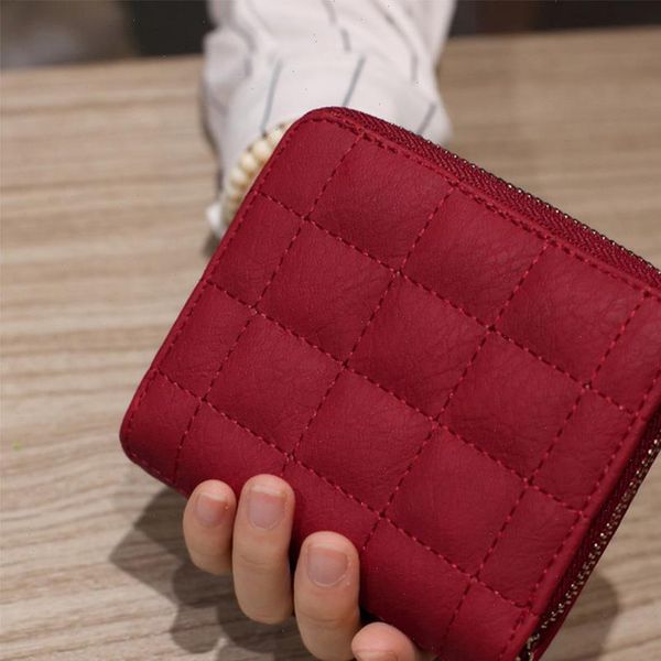 korean version of mini wallet coin purse female pu fashion ladies short zipper cute student embroidered, Red;black
korean version of mini wallet coin purse female pu fashion ladies short zipper cute student embroidered, Red;black