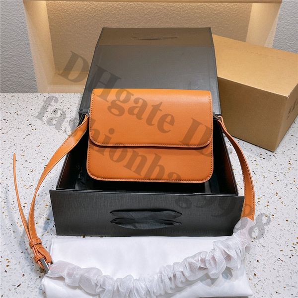 burgundy message one side shoulder bag cross body woman handbags small genuine leather trunk fashion brand m size square women bags quality
burgundy message one side shoulder bag cross body woman handbags small genuine leather trunk fashion brand m size square women bags quality