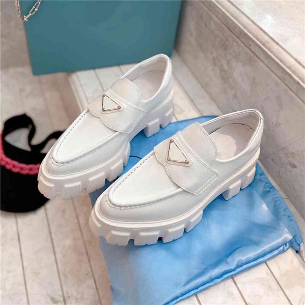 dress shoes women black white platform casual shoe pgraded triangle loafers low-wedding party fashion business heels with original box
dress shoes women black white platform casual shoe pgraded triangle loafers low-wedding party fashion business heels with original box