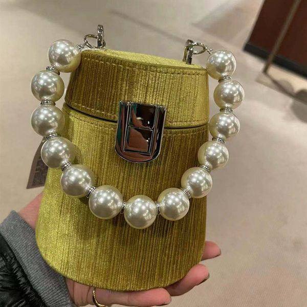 small ladies handbags pearl chain handle bucket bag leather candy color purse branded crossbody shoulder bag for women sale c0225
small ladies handbags pearl chain handle bucket bag leather candy color purse branded crossbody shoulder bag for women sale c0225