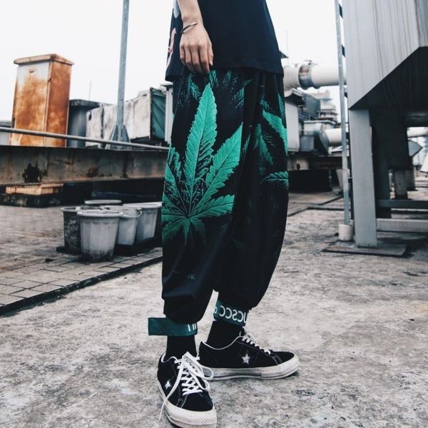 men's pants streetwear cargo leaves printed casual loose straight korean harajuku maple leaf wide leg harem jncq, Black
men's pants streetwear cargo leaves printed casual loose straight korean harajuku maple leaf wide leg harem jncq, Black