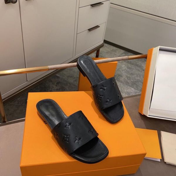 large size 35-42 new fashion women's shoes genuine leather slippers shoes comfortable inside ladies slippers, Black
large size 35-42 new fashion women's shoes genuine leather slippers shoes comfortable inside ladies slippers, Black