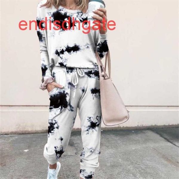 factorya1bmhome 2020 leisure autumn and winter printed wear long sleeve women's suit, Black;white
factorya1bmhome 2020 leisure autumn and winter printed wear long sleeve women's suit, Black;white