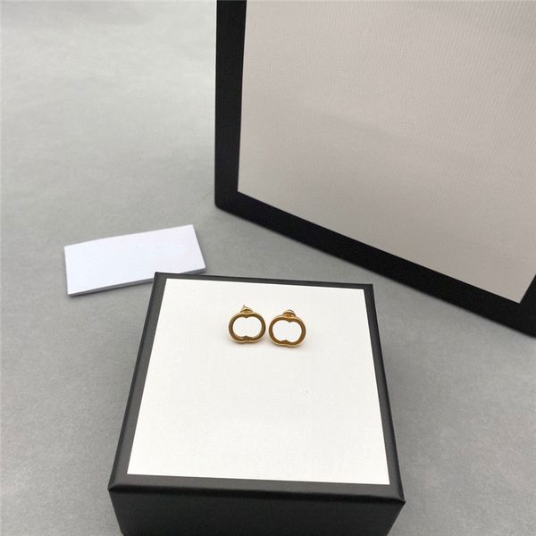 chic small letter charm earrings designer ladies date wedding party eardrop women embossed stamp studs with gift box, Golden
chic small letter charm earrings designer ladies date wedding party eardrop women embossed stamp studs with gift box, Golden